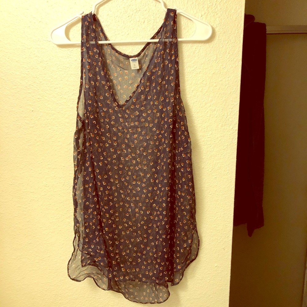 🌺🌺 Old Navy Patterned Camisole 🌺🌺